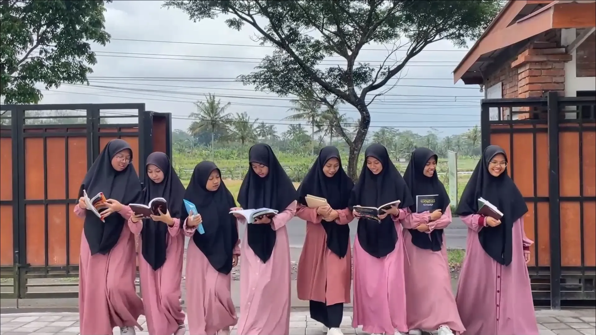 Pendaftaran SPMB Santri Putri Zabisa